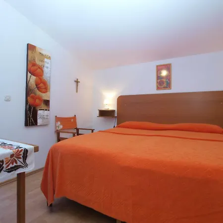 Apartament Ondina 1827 *