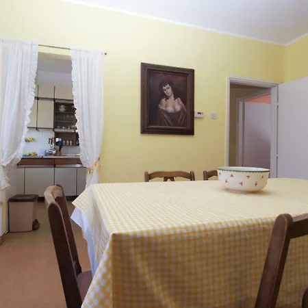Ondina 1827 Apartman Pula
