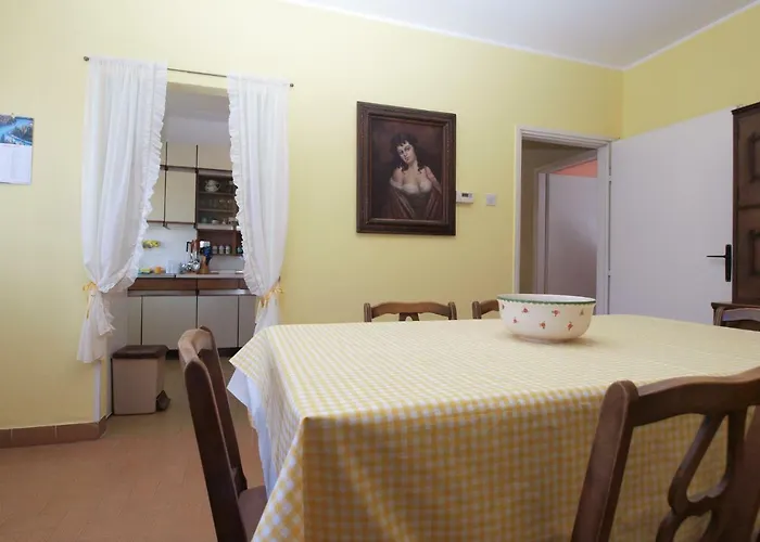 Ondina 1827 Apartman Pula