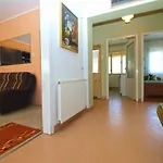 Apartment Ondina 1827